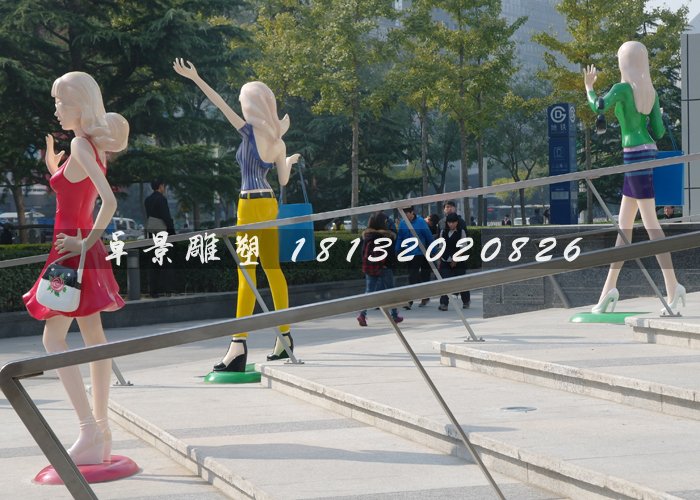玻璃鋼步行街人物雕塑，動(dòng)漫人物雕塑 (2)