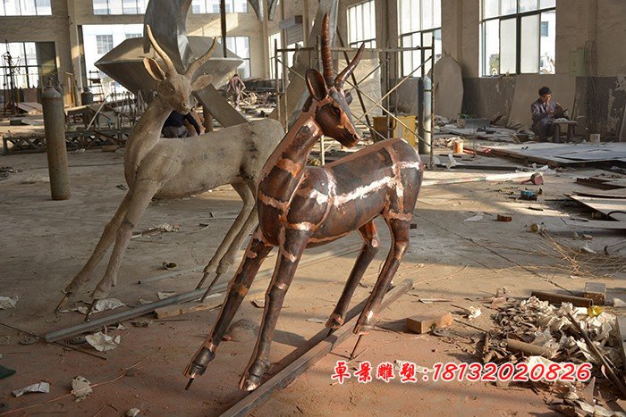 小鹿銅雕，鑄銅小鹿銅雕
