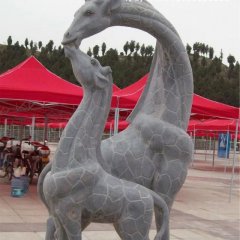 母子長(zhǎng)頸鹿石雕，公園動(dòng)物石雕