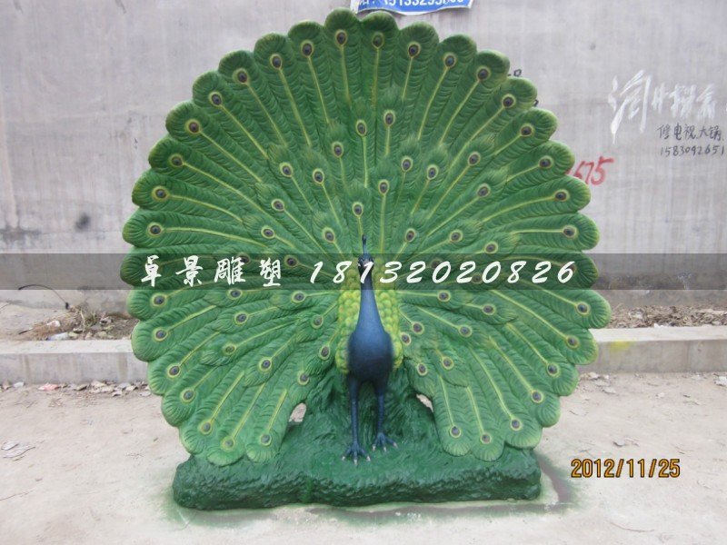 仿真孔雀雕塑，玻璃鋼孔雀雕塑