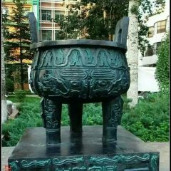 三足圓銅鼎，鑄銅三足圓鼎