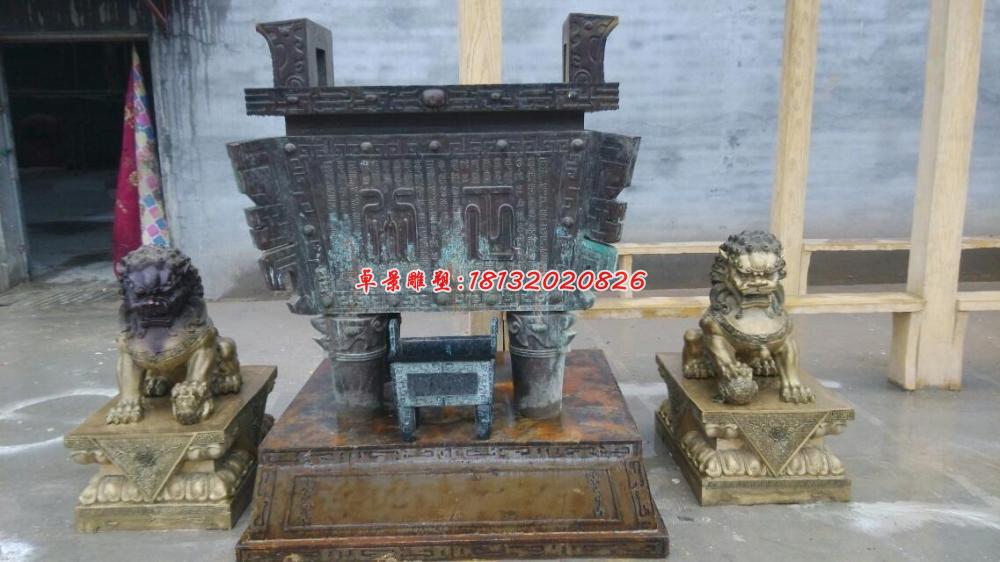 青銅鼎，四腳鼎，廣場銅鼎雕塑