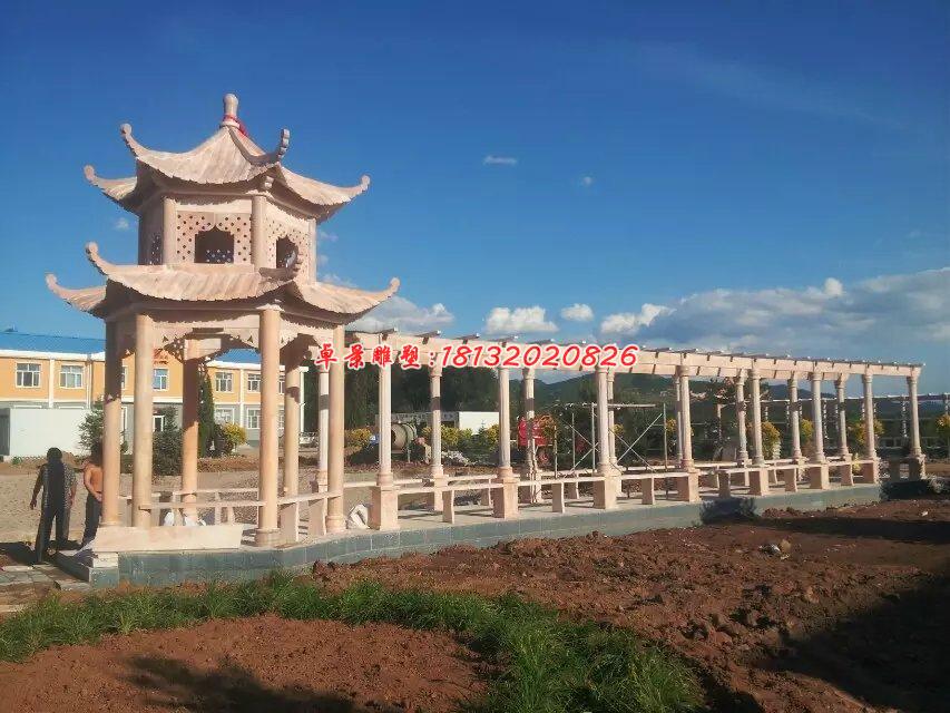 晚霞紅石涼亭，長(zhǎng)廊石雕