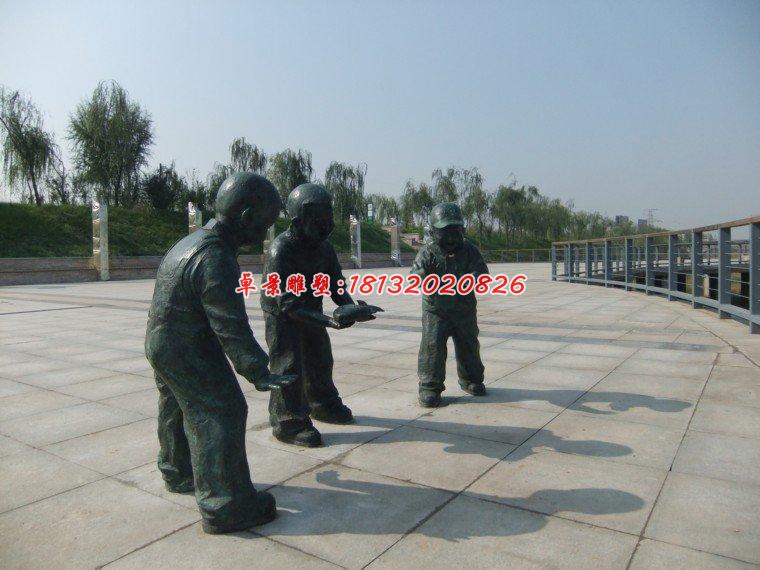 廣場(chǎng)人物雕塑,小孩玩耍銅雕