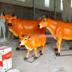 玻璃鋼牛雕塑，玻璃鋼動(dòng)物雕塑