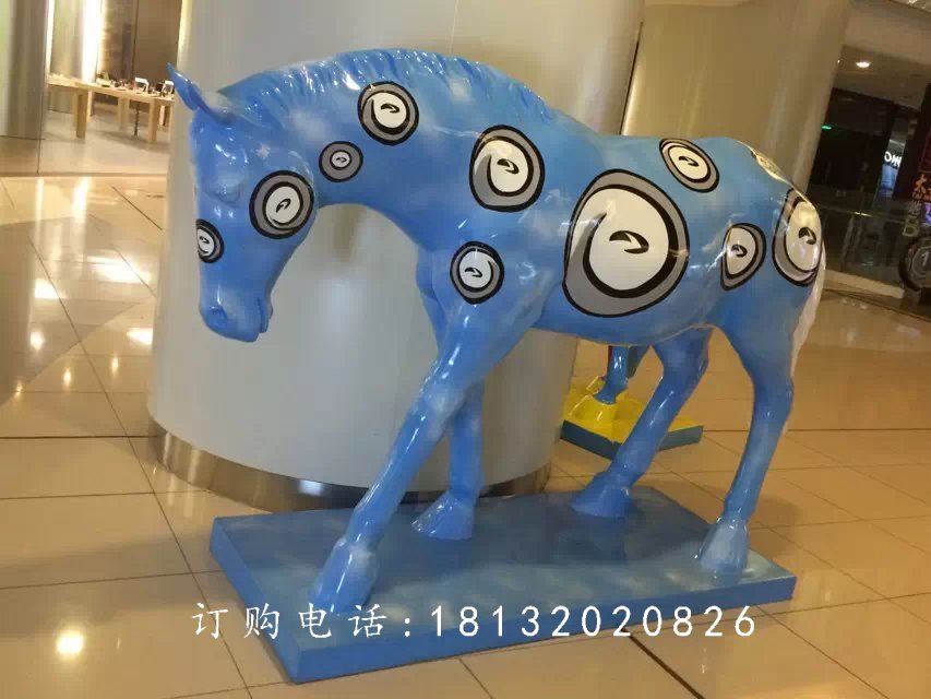 玻璃鋼馬，商場(chǎng)景觀雕塑 (3)