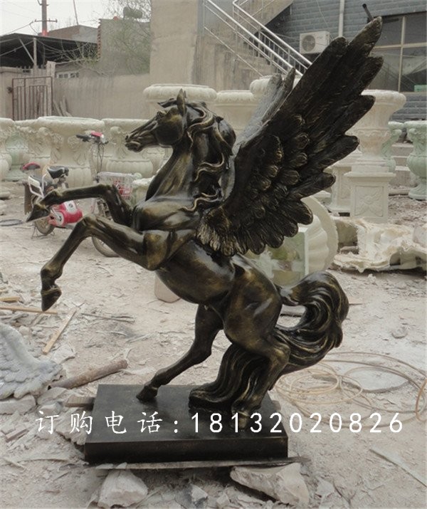 飛馬銅雕，廣場銅雕馬