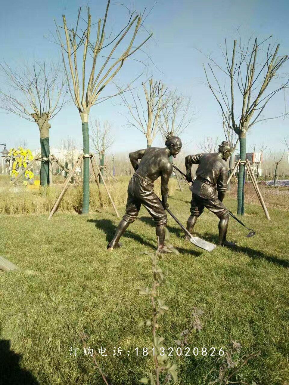做農(nóng)活人物銅雕，公園人物雕塑 (4)