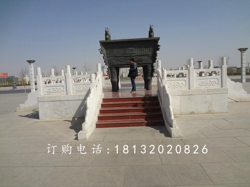 銅鼎，廣場(chǎng)鼎，四足銅鼎
