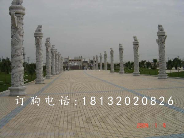 青石華表，廣場(chǎng)龍柱石雕