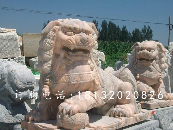 獅子滾繡球石雕,晚霞紅獅子雕塑