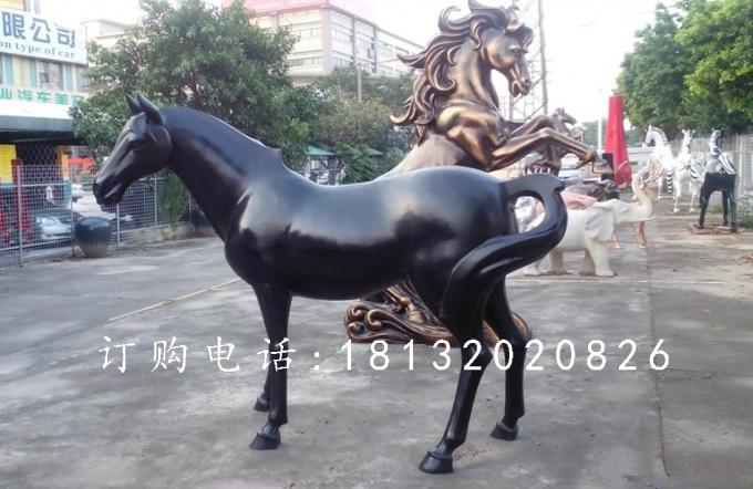 玻璃鋼馬雕塑，玻璃鋼動(dòng)物雕塑