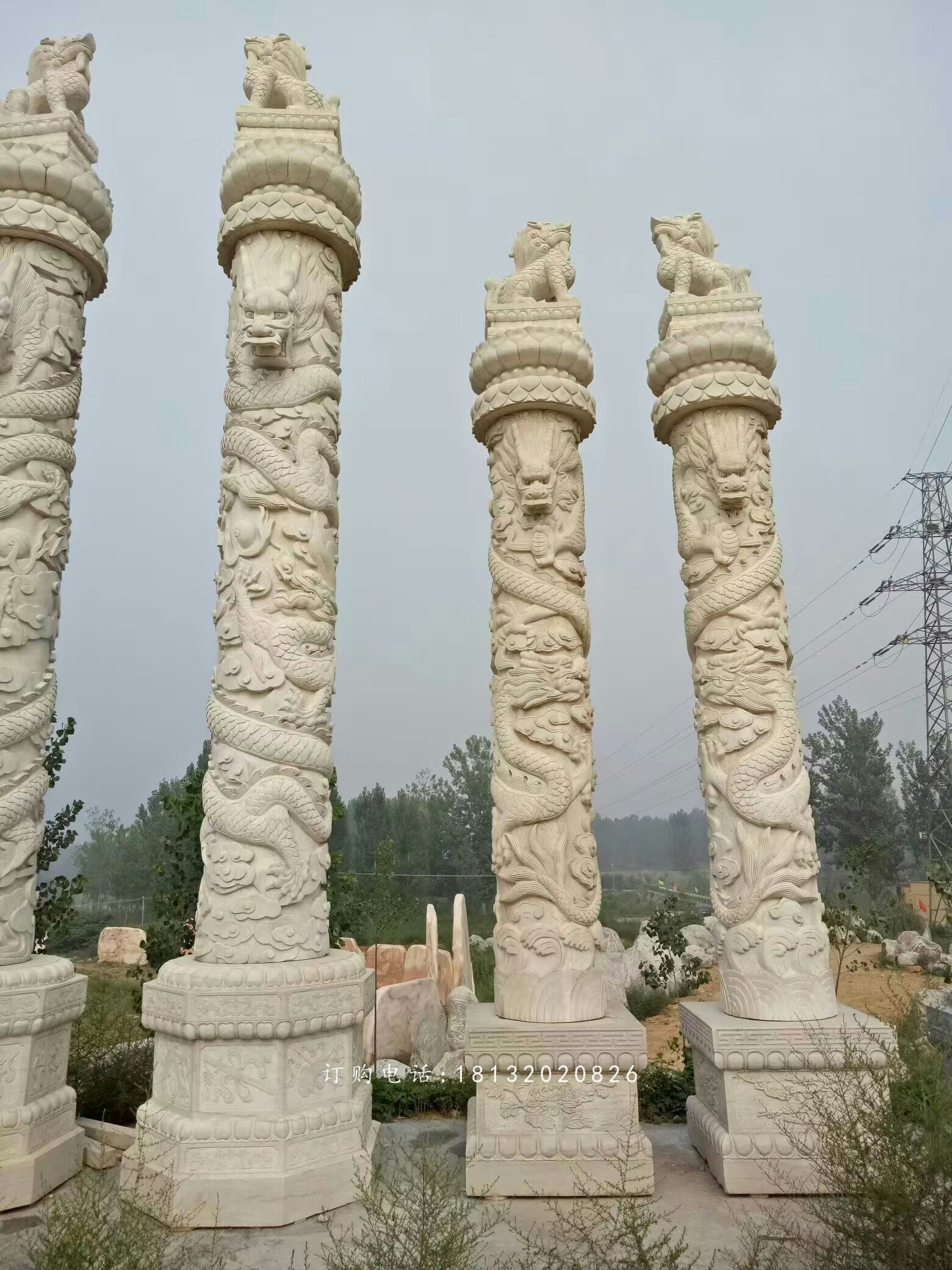 廣場(chǎng)盤龍柱石雕，石龍柱雕塑