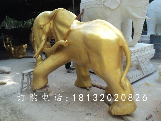 玻璃鋼仿銅大象雕塑，廣場(chǎng)動(dòng)物雕塑 (3)