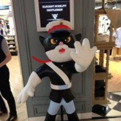 黑貓警長雕塑，玻璃鋼動畫人物雕塑