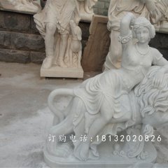 騎獅子的西方美女雕塑，廣場景觀雕塑