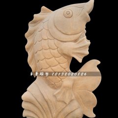 晚霞紅石雕魚，公園噴泉魚石雕