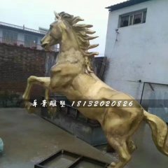 立馬銅雕，廣場銅馬雕塑