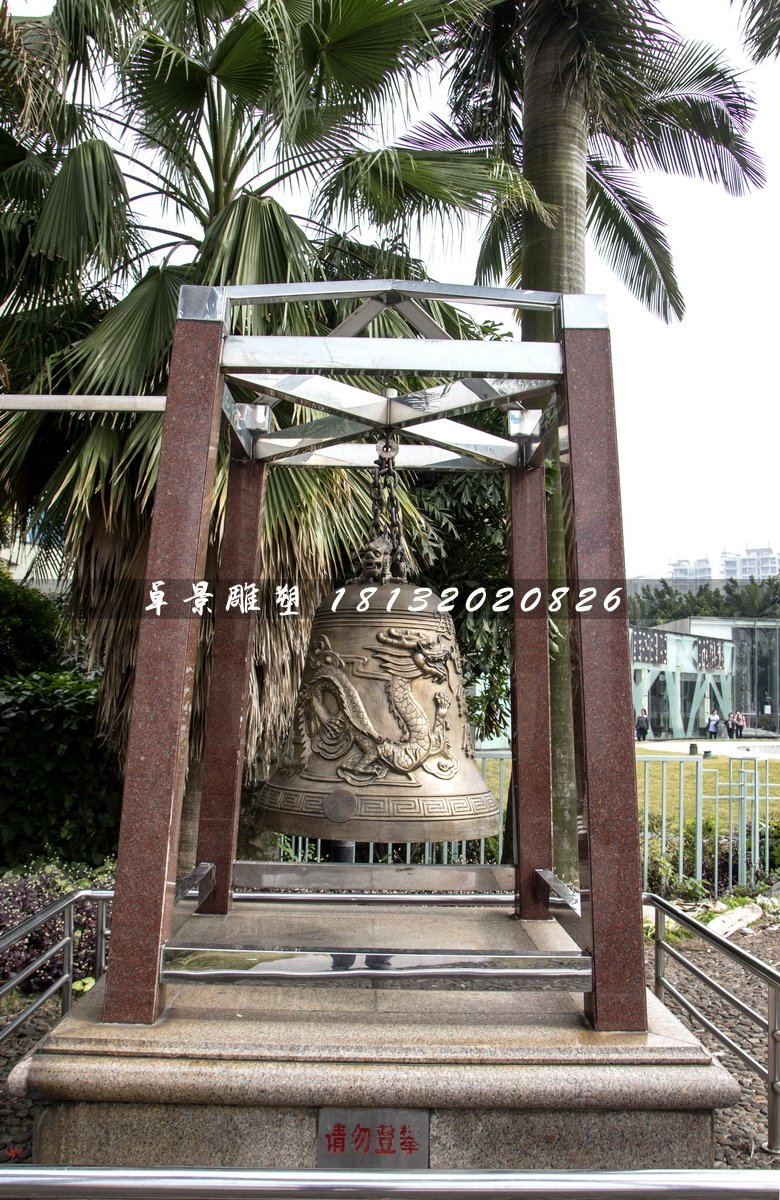 龍浮雕鐘雕塑，銅鐘雕塑