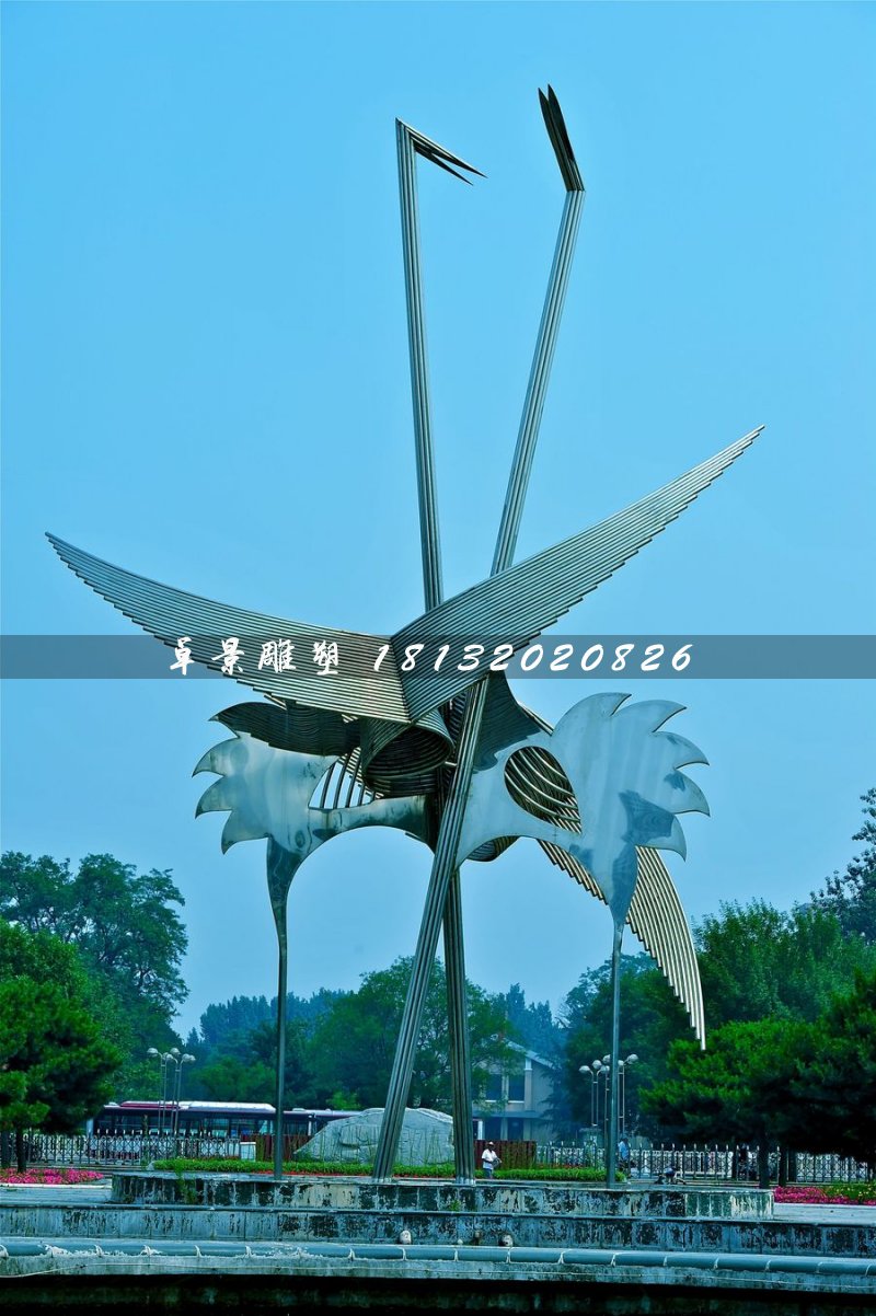 抽象仙鶴雕塑，不銹鋼抽象動(dòng)物