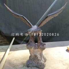 老鷹石雕，青石雄鷹