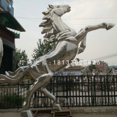 不銹鋼立馬，企業(yè)門口雕塑