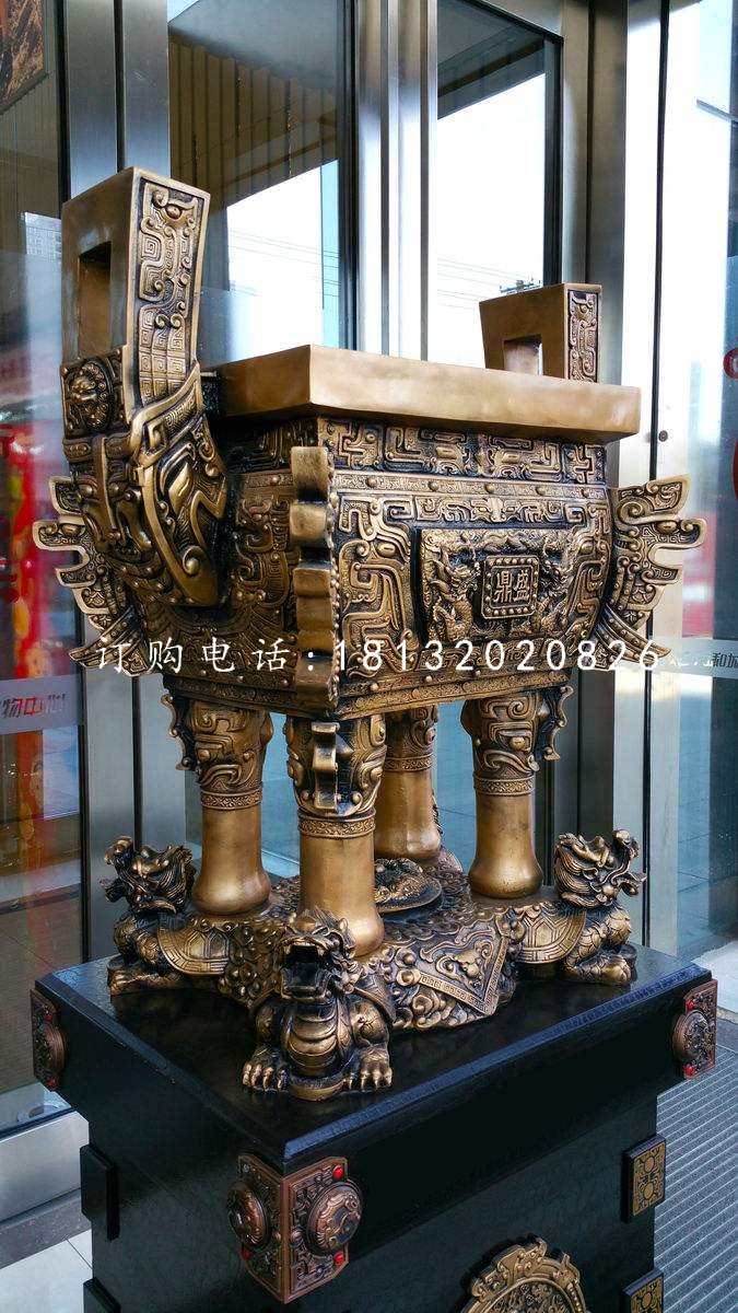 鼎盛鼎，鑄銅鼎雕塑
