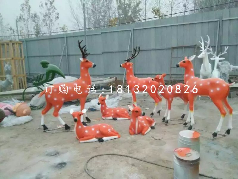 梅花鹿群雕塑，玻璃鋼公園動物雕塑
