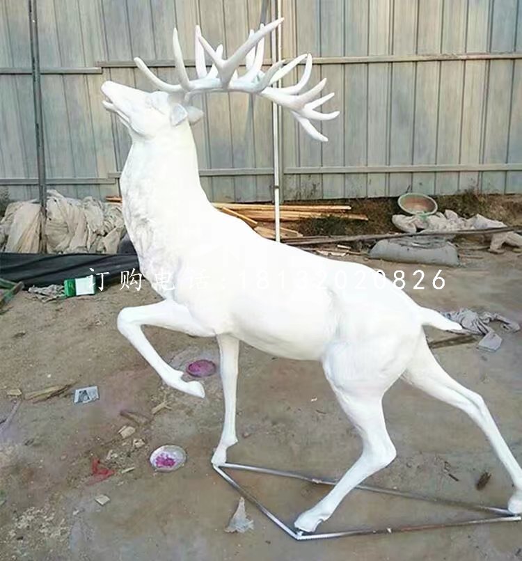 白色的鹿雕塑，玻璃鋼動物雕塑 (2)