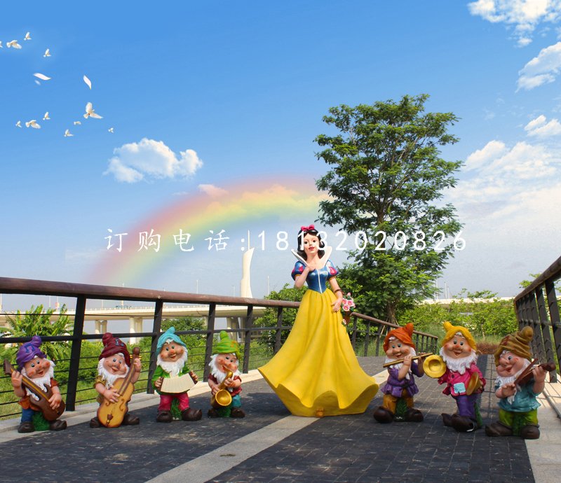 白雪公主小矮人雕塑，公園卡通人物