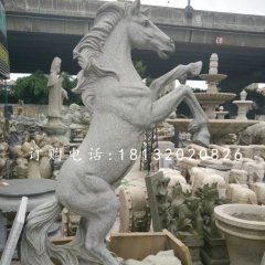 青石立馬雕塑，廣場石雕馬