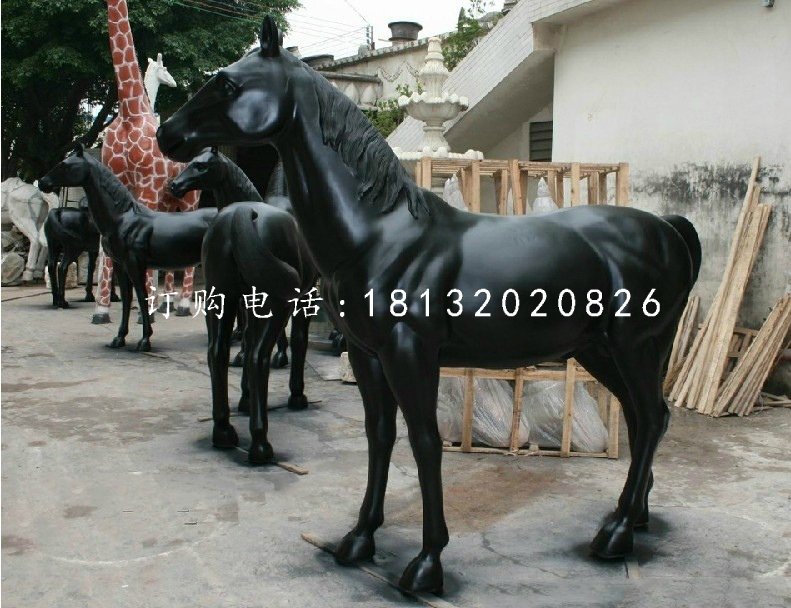 黑馬雕塑，玻璃鋼噴漆雕塑