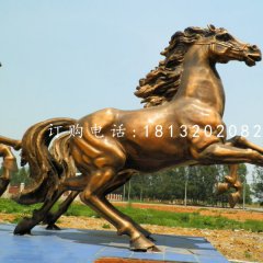 銅馬雕塑，廣場(chǎng)飛馬銅雕