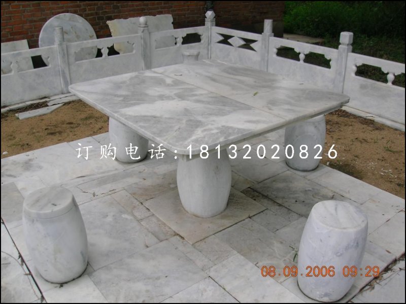 方桌圓凳石雕，公園休息椅