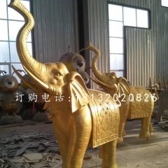 象鼻向上的大象銅雕，廣場大象銅雕