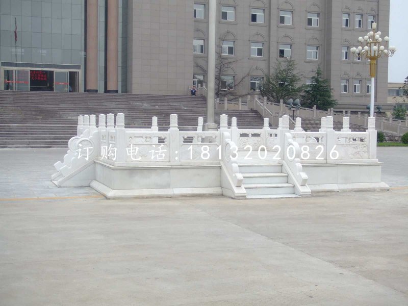 升旗臺(tái)石雕，漢白玉升旗臺(tái)