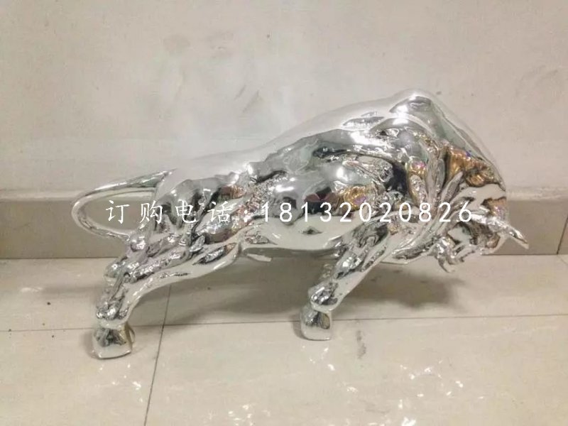 開荒牛雕塑，廣場(chǎng)不銹鋼牛雕塑