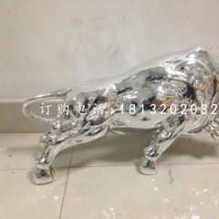 開荒牛雕塑，廣場不銹鋼牛雕塑