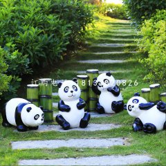 吃竹子的熊貓雕塑，玻璃鋼仿真動(dòng)物雕塑