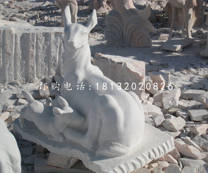 羊羔跪乳石雕，漢白玉動(dòng)物石雕.jpg