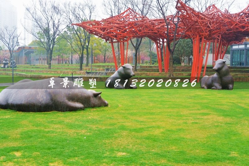 抽象牛銅雕，公園動(dòng)物銅雕