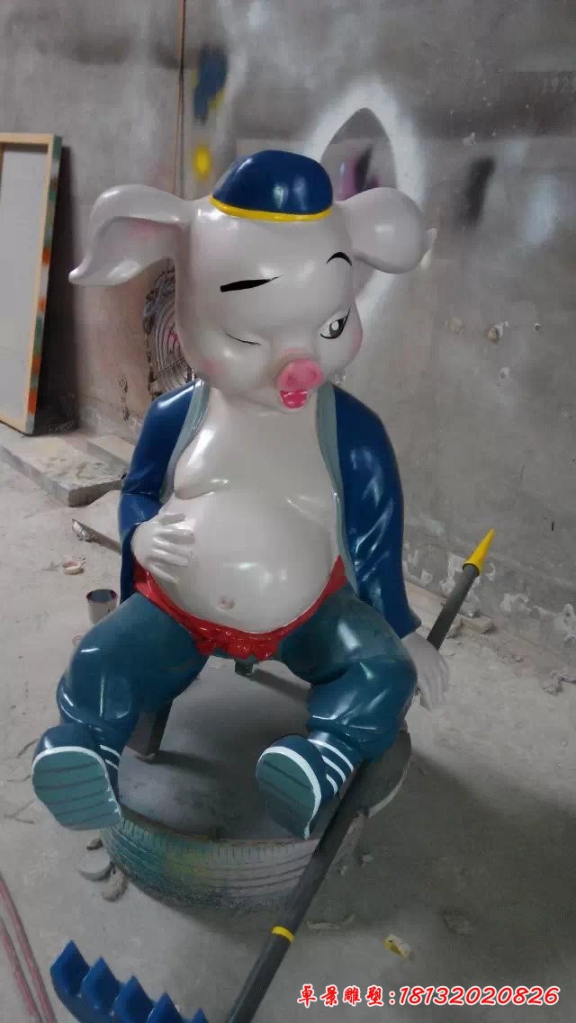 卡通豬八戒雕塑，玻璃鋼卡通動物雕塑