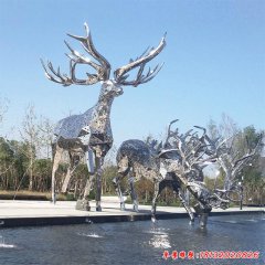 不銹鋼城市鏤空小鹿