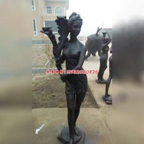 銅美女雕像