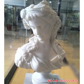 石雕女頭像