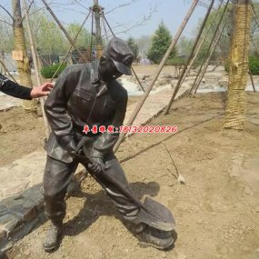 男人物銅雕