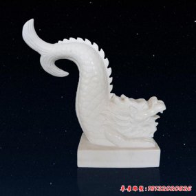 魚(yú)身龍頭石雕