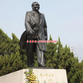 偉人銅人雕像
