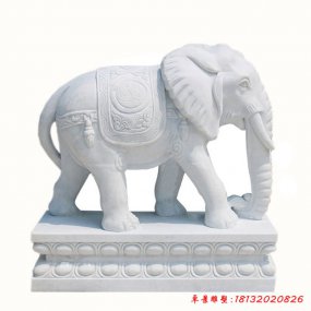 石雕大象塑像