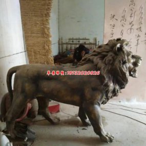 動物銅雕像